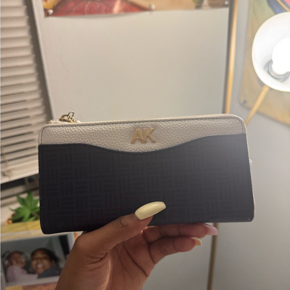 AK Black and White Wallet